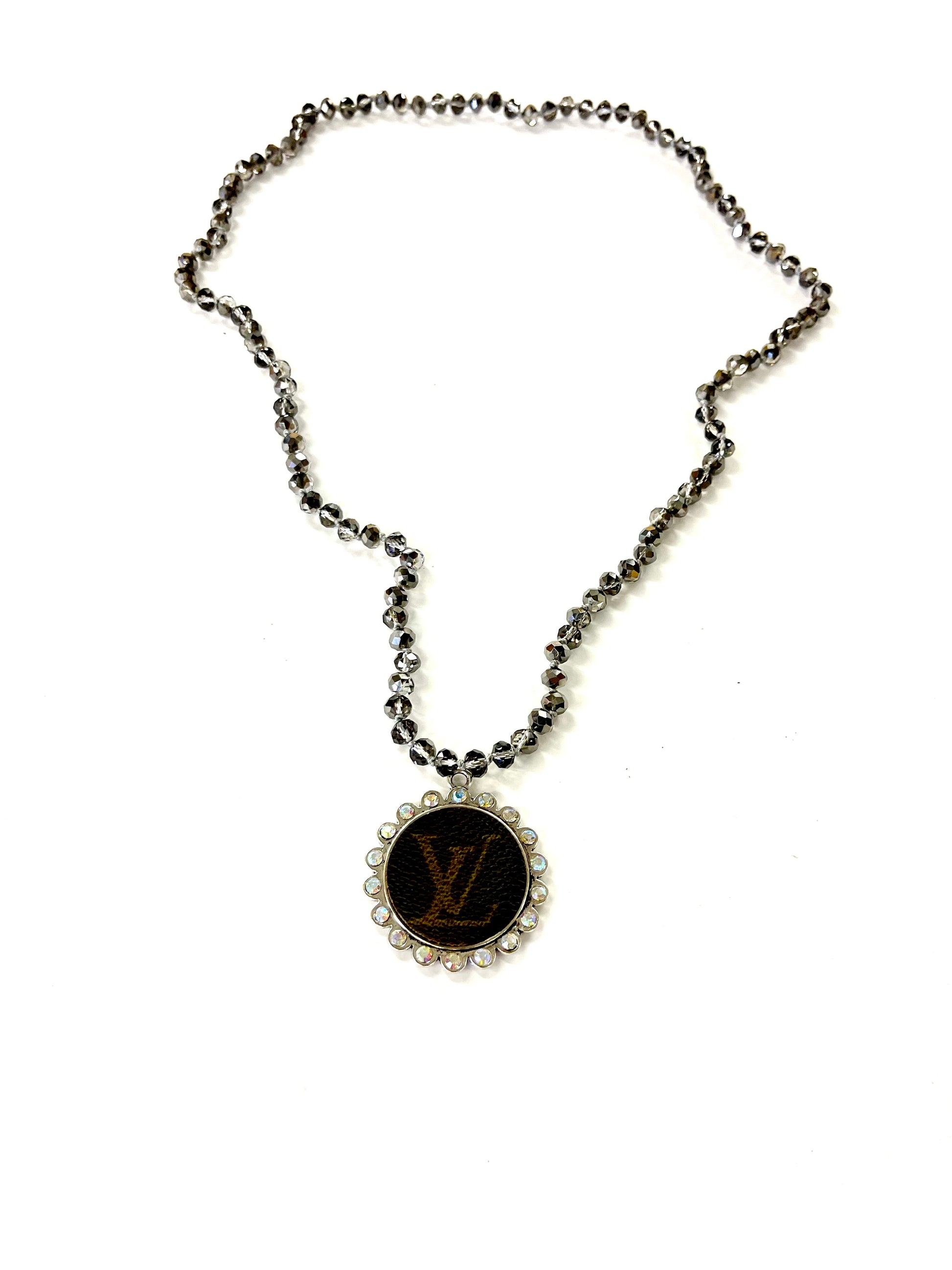 Charcoal 17” necklace - Patches Of Upcycling