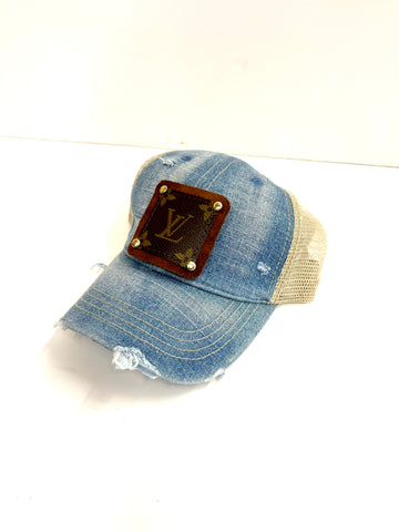 PP18 New Medium Denim Kelsey distressed trucker Brown/Gold