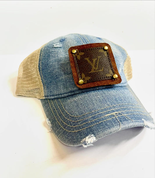 PP17 New light denim Kelsey distressed trucker Brown/Antique