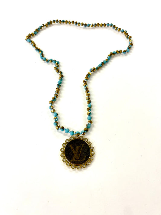 Turquoise Sea 17” necklace - Patches Of Upcycling