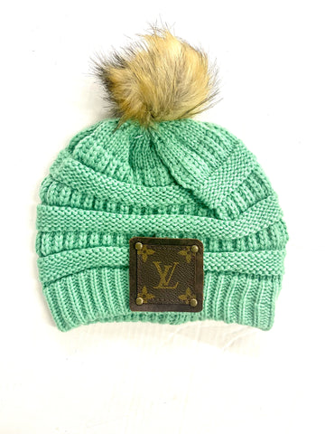 Mint Beanie with brown patch antique hardware