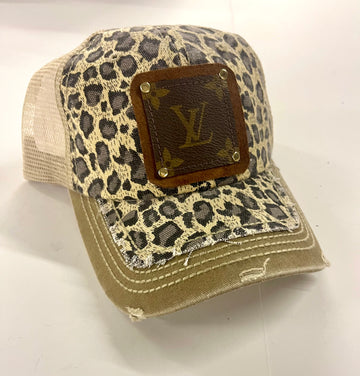 M2- Twinkie Leopard Hat Brown/Gold