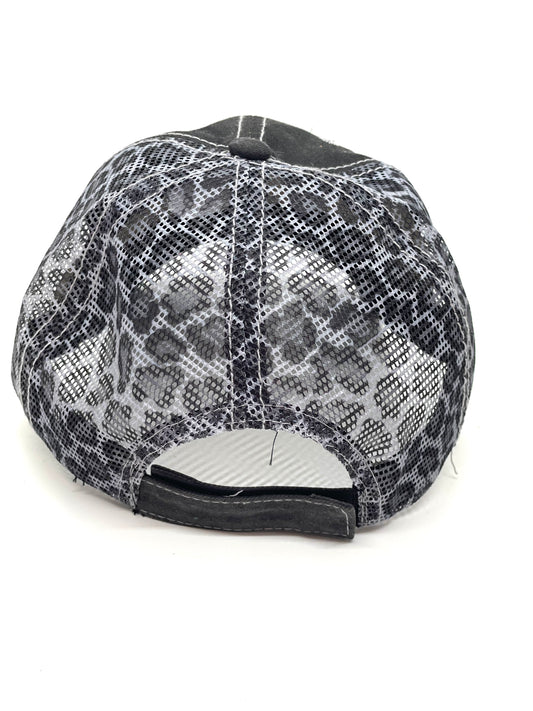 K4 Faded black hat with grey leopard meshing Black/black - Patches Of Upcycling