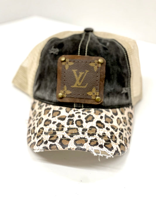 - Brown brim leopard with black top trucker Hat with Cream Mesh Brown/Antique - Patches Of Upcycling