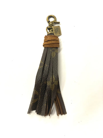 Leather wrapped fringe keychain/tassel in antique - Patches Of Upcycling