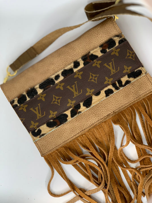 Small Crossbody (with LV Strip) Carmel and Leopard strip - Patches Of Upcycling