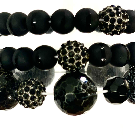 Hand beaded bracelet set black beads with no pendant - Patches Of Upcycling