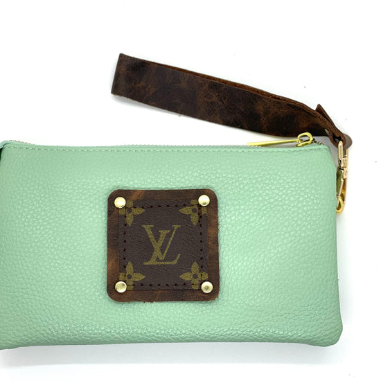 Jill in mint (brown patch) with leather strap - Patches Of Upcycling