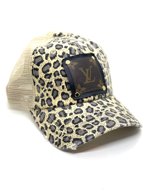 V2 - Kids Cream Leopard Trucker Hat Cream Mesh Black/Gold - Patches Of Upcycling