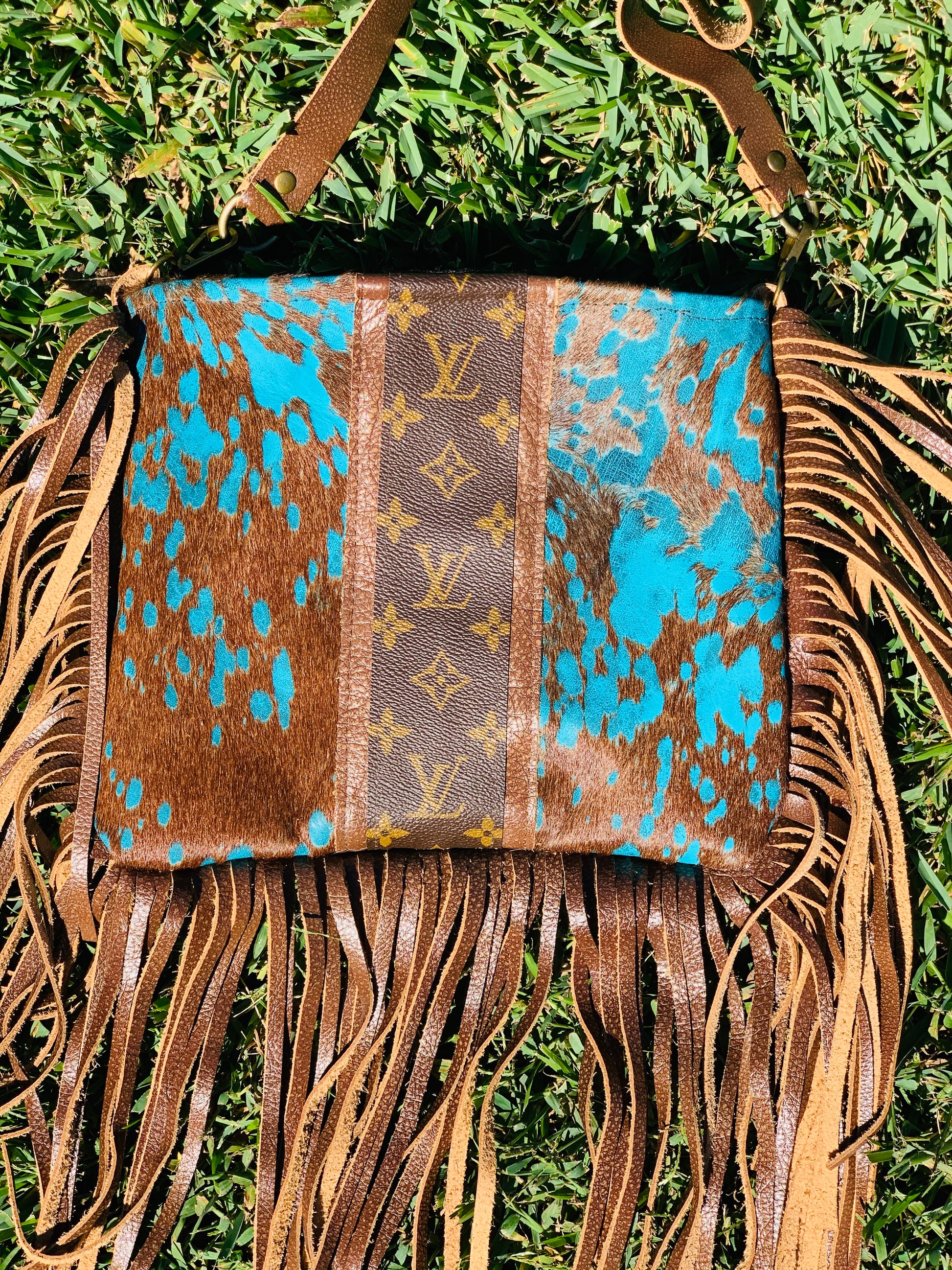 Medium Crossbody Turquoise Acid HOH BrownStrip - Patches Of Upcycling