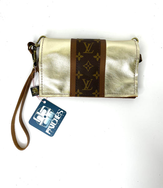 Small Crossbody (with LV Strip) Gold - Patches Of Upcycling