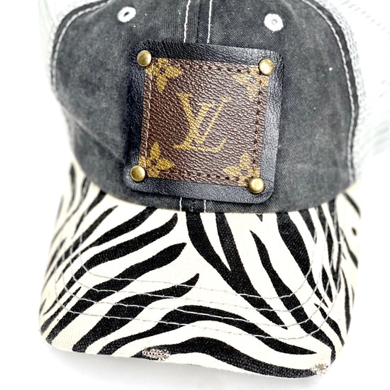S3 - Black trucker with zebra bill. Grey meshing Black/Antique - Patches Of Upcycling