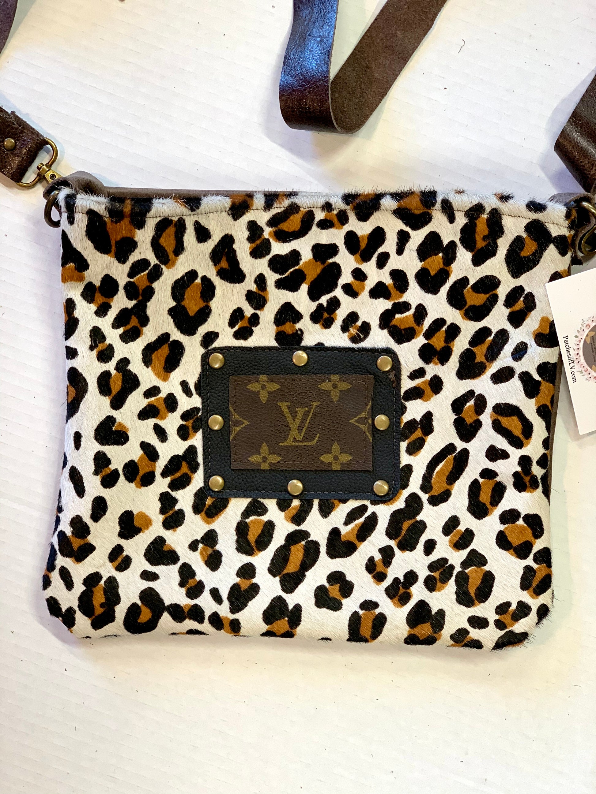 Medium Crossbody in Leopard - Patch in Black with Hardware - Patches Of Upcycling