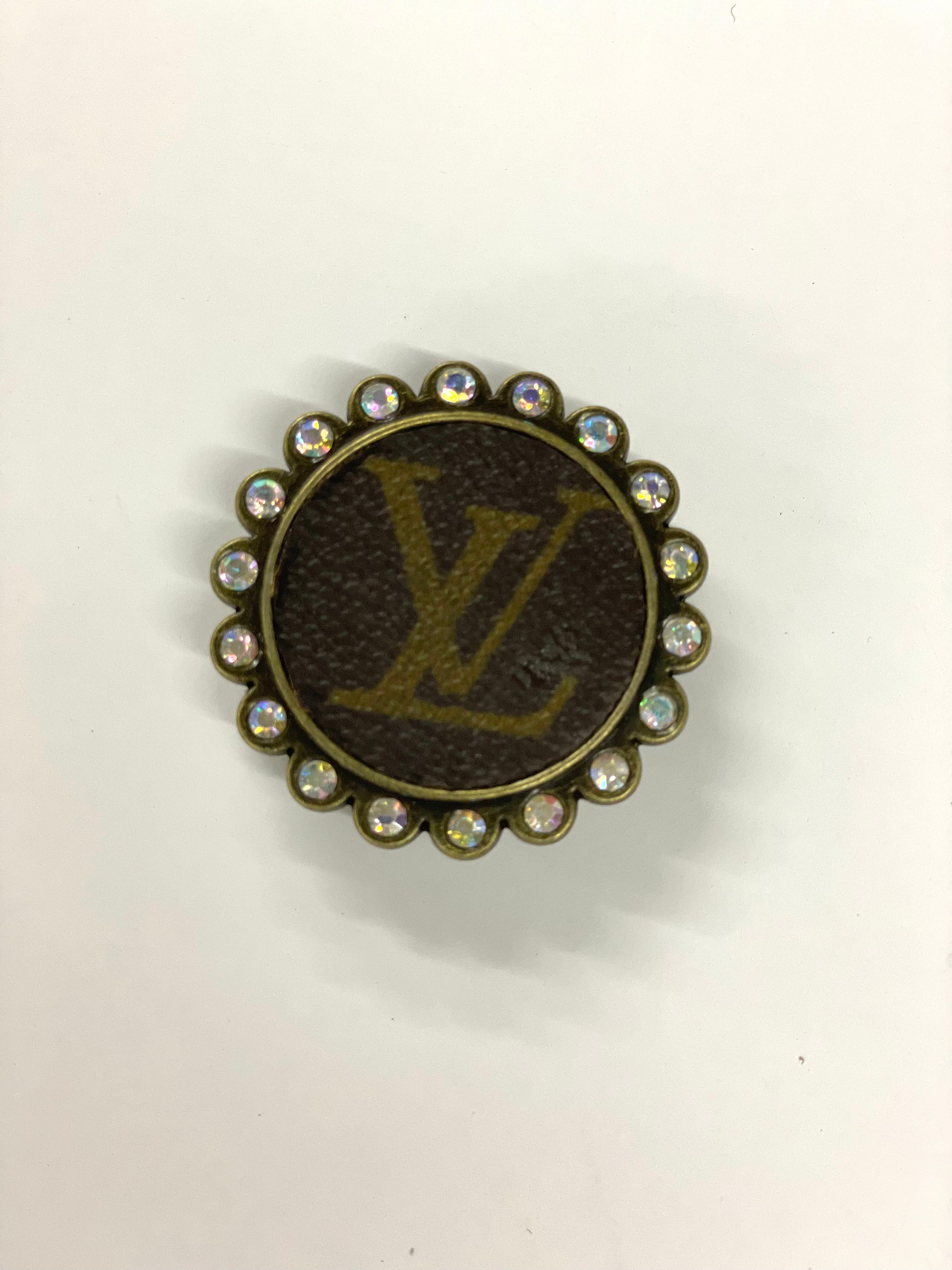 LV phone grip (bling) - Patches Of Upcycling