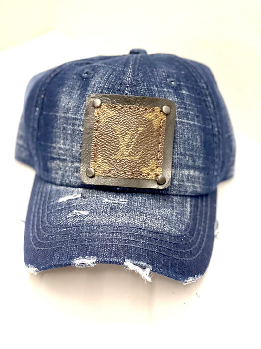 Back in stock New Color GG16 - blue Jean Distressed Dad Hat Black/Black - Patches Of Upcycling