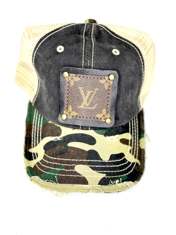 AA3 - Total Distressed Camouflage Brim, Black front, Trucker Hat Cream Mesh Back Black/Antique - Patches Of Upcycling
