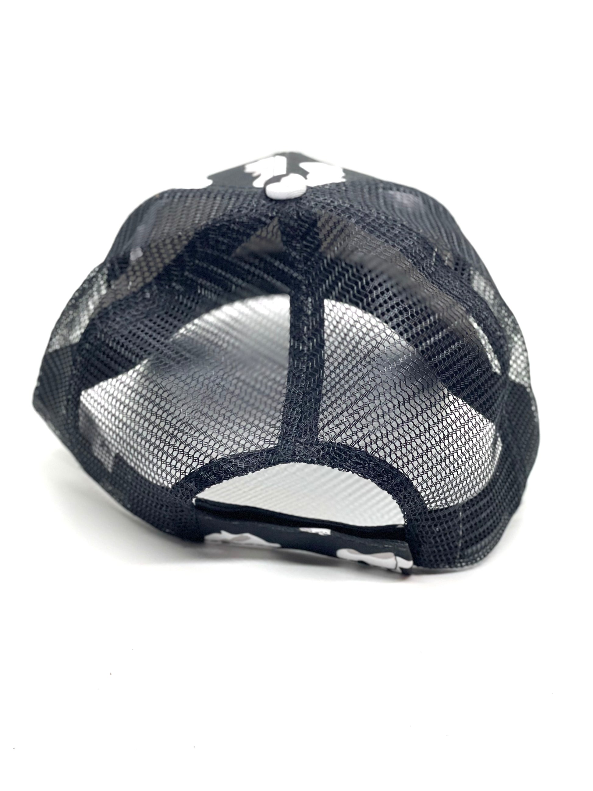 R8 - Cow print black and white Hat Black/Black - Patches Of Upcycling