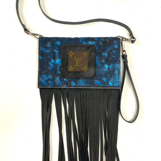 Small Crossbody in dark blue acid wash with black patch - Patches Of Upcycling