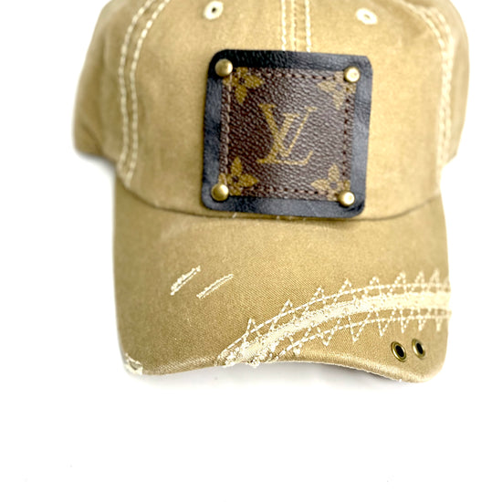 W8 - Faded khaki Baseball with a Off white Zig Zag Stitching White/ Antique - Patches Of Upcycling