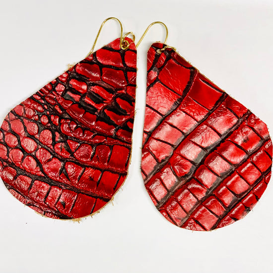 Teardrop leather earrings - Patches Of Upcycling