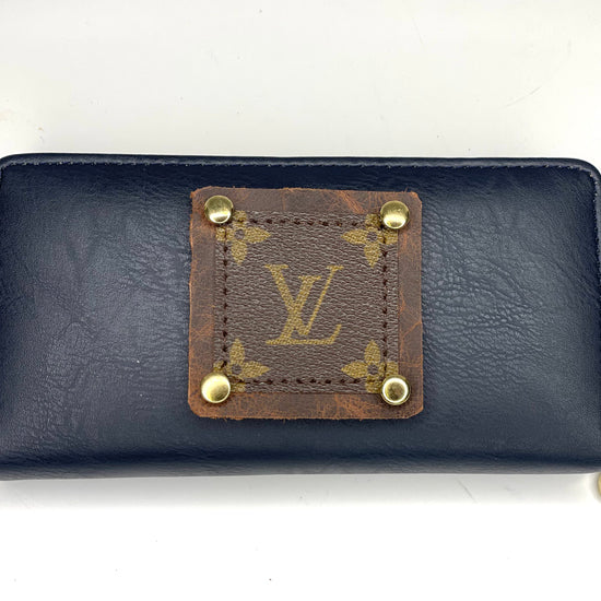Single Wallet in Navy Blue (brown patch, gold hardware) - Patches Of Upcycling