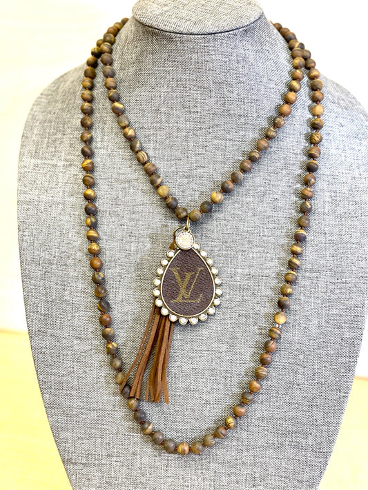 Louis Matte necklace with large teardrop pendant - Patches Of Upcycling