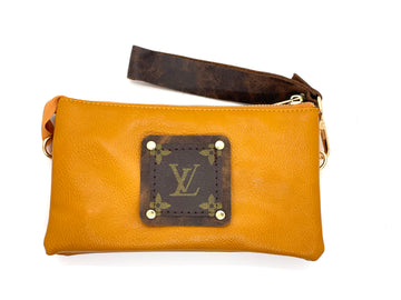 Jill in mustard yellow (brown patch) with leather strap - Patches Of Upcycling