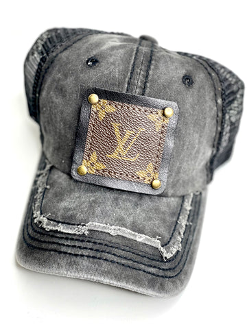 RR4 - black with Distressed Top Brim, Black Back Black/Antique - Patches Of Upcycling