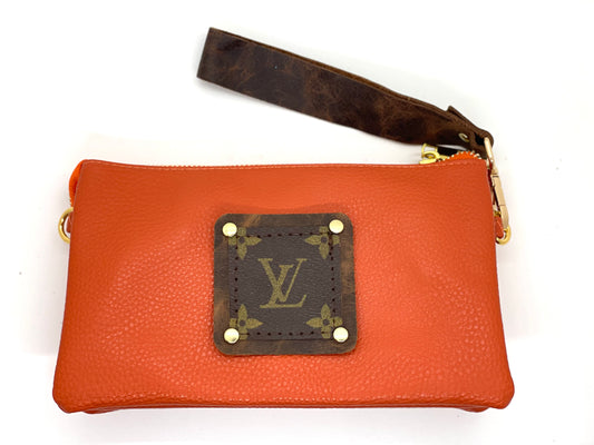 Jill in orange (brown patch) with leather strap - Patches Of Upcycling