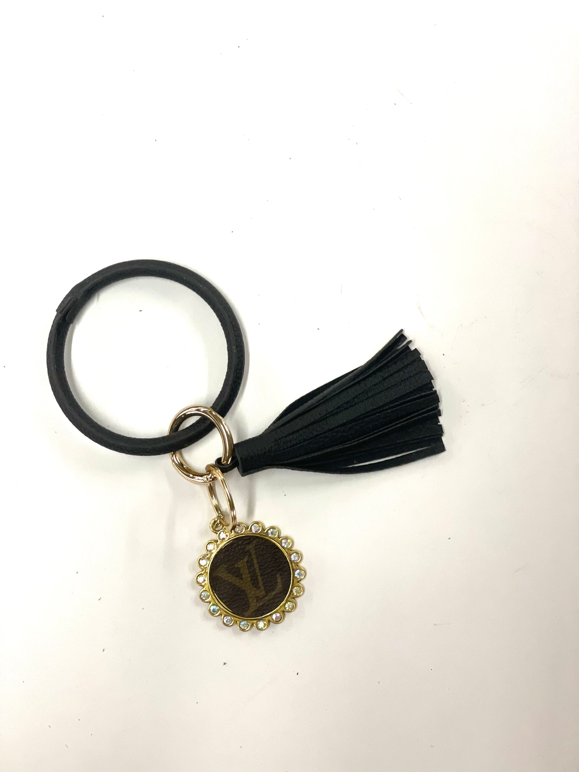 O Ring Keychain in black - Patches Of Upcycling