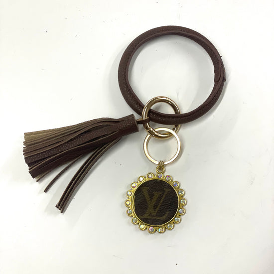 O Ring Keychain in brown - Patches Of Upcycling