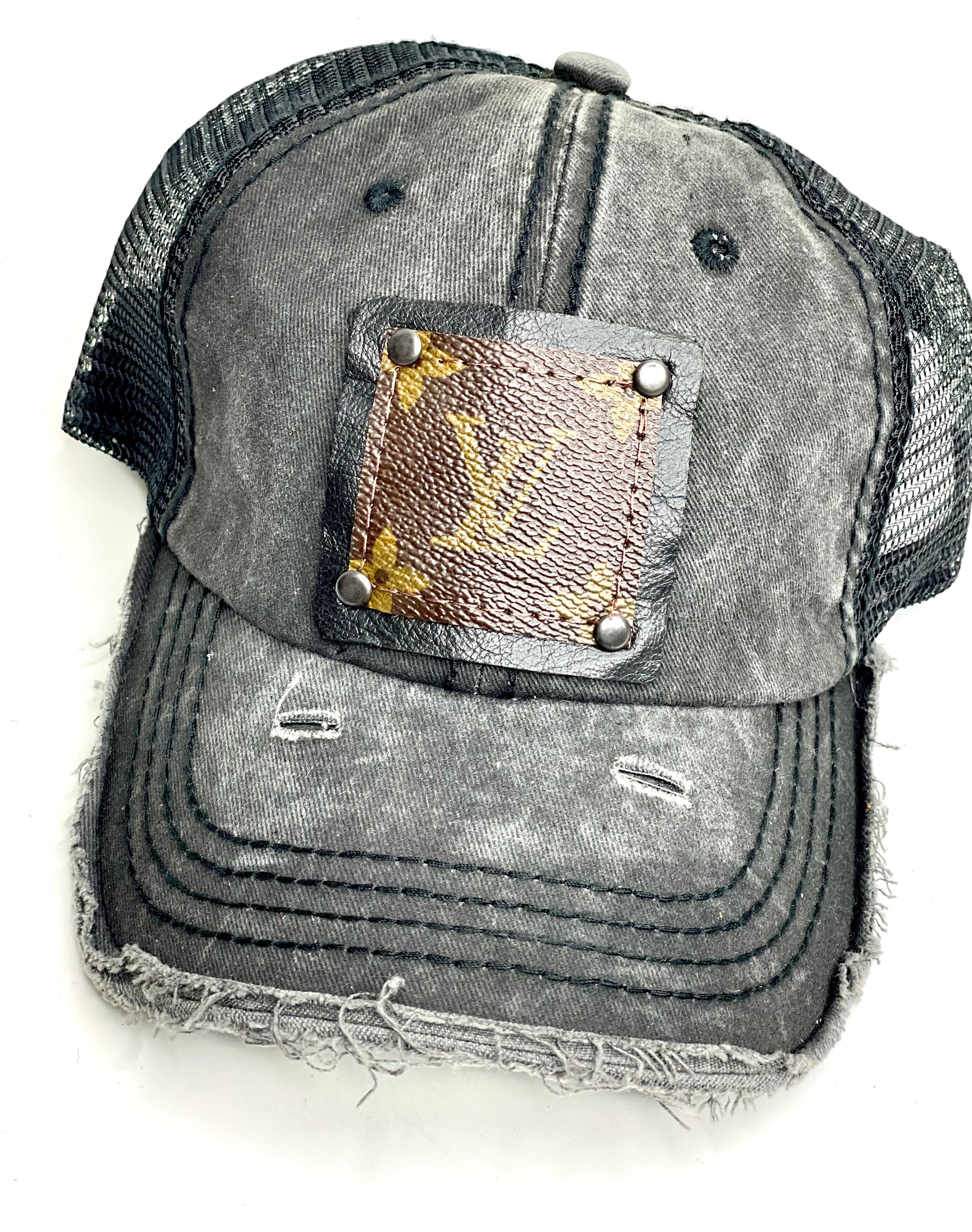 SS3 - Faded Black with Full Distressed Brim, Black Back Black/Black - Patches Of Upcycling