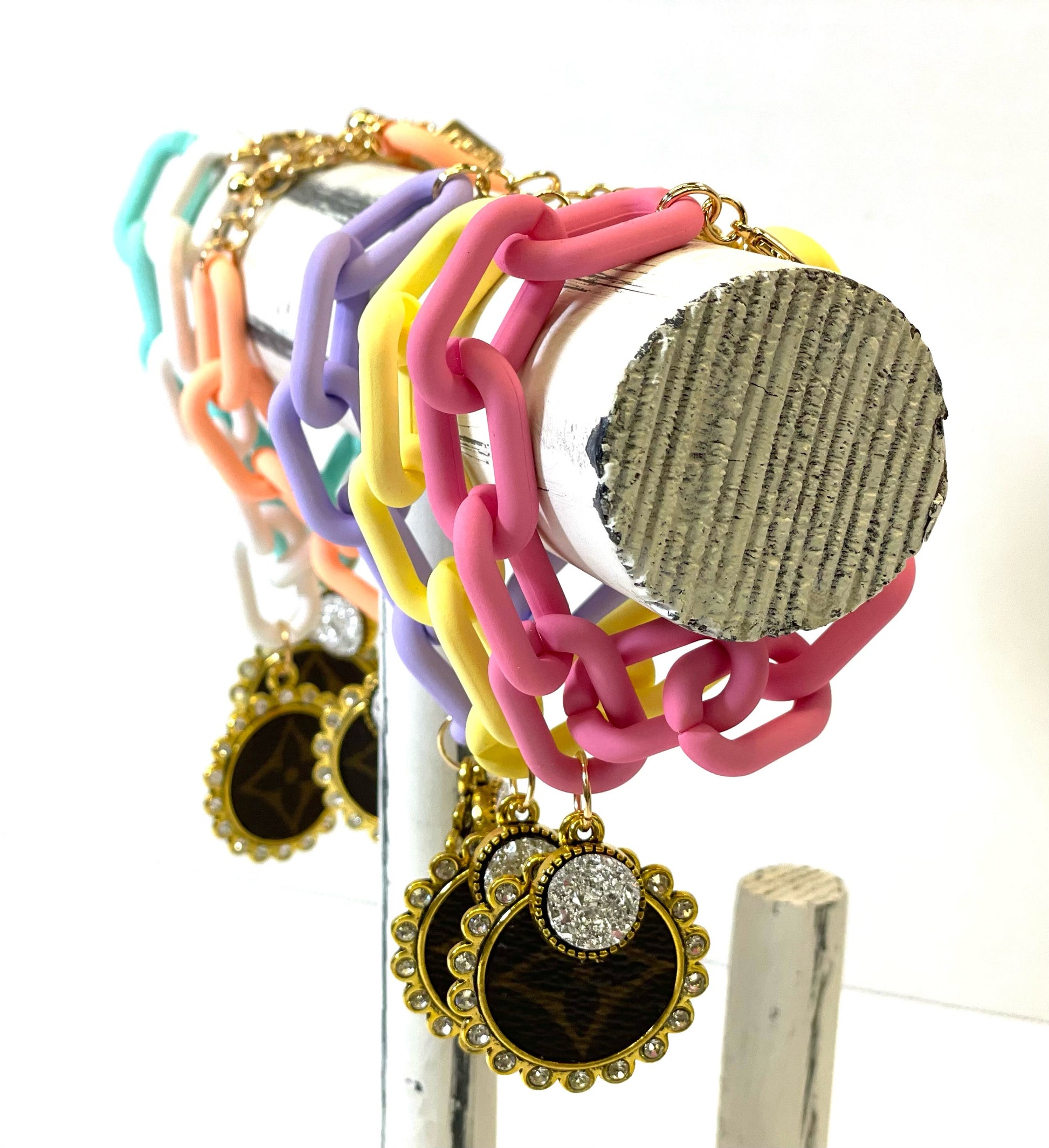 Chain bracelet light purple - Patches Of Upcycling