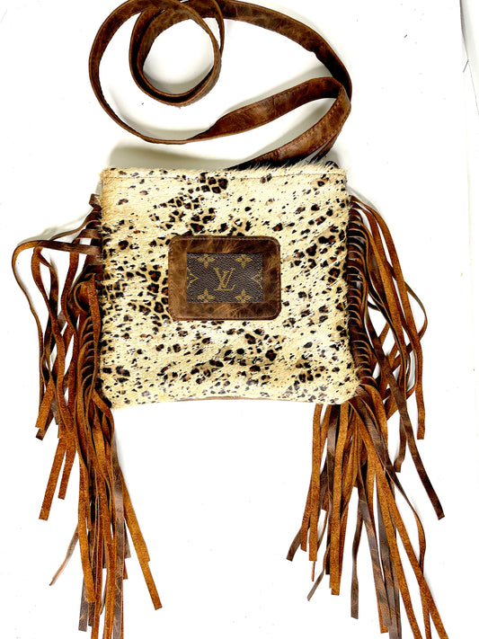 Medium Crossbody - Tiffany in Acid leopard - Brown with Patch - Patches Of Upcycling Yes fringe 2 sides Handbags Patches Of Upcycling