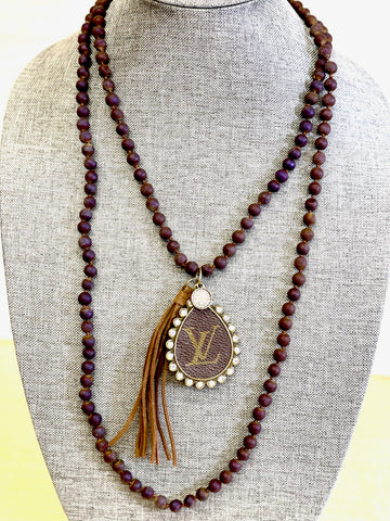 Stone- Dark purple necklace with large teardrop pendant - Patches Of Upcycling