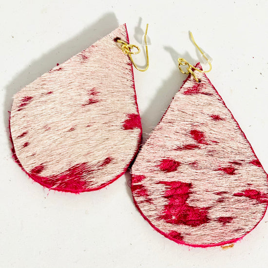 Teardrop leather earrings - Patches Of Upcycling